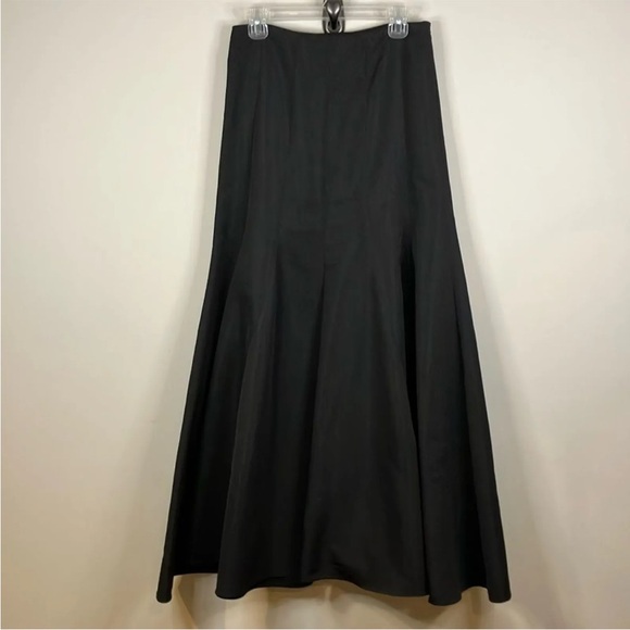 Ann Taylor Maxi Mermaid Skirt - Picture 2 of 4